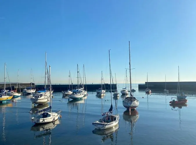 Hugo Mews Bright Apartamento